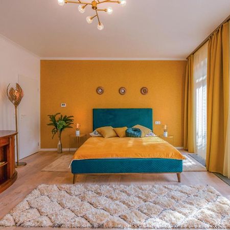 Königin Apartman Peçuy Dış mekan fotoğraf