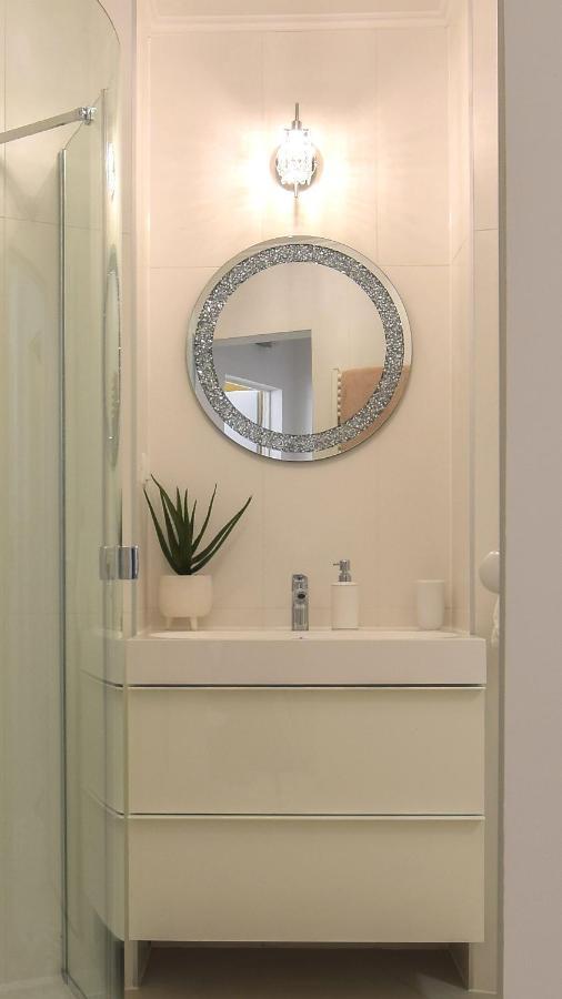Königin Apartman Peçuy Dış mekan fotoğraf